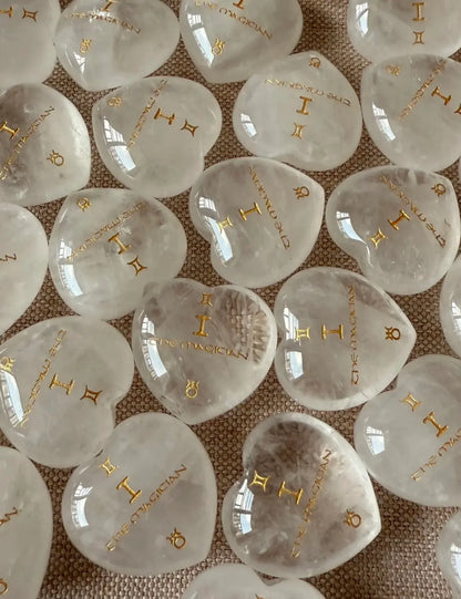 Tarot Element Natural Crystal Heart Palm Stone (2 Styles)