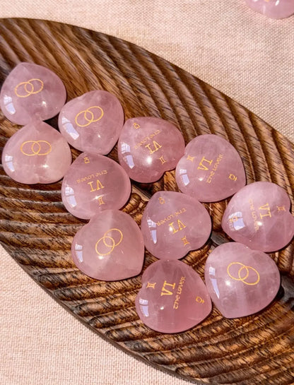 Tarot Element Natural Crystal Heart Palm Stone (2 Styles)