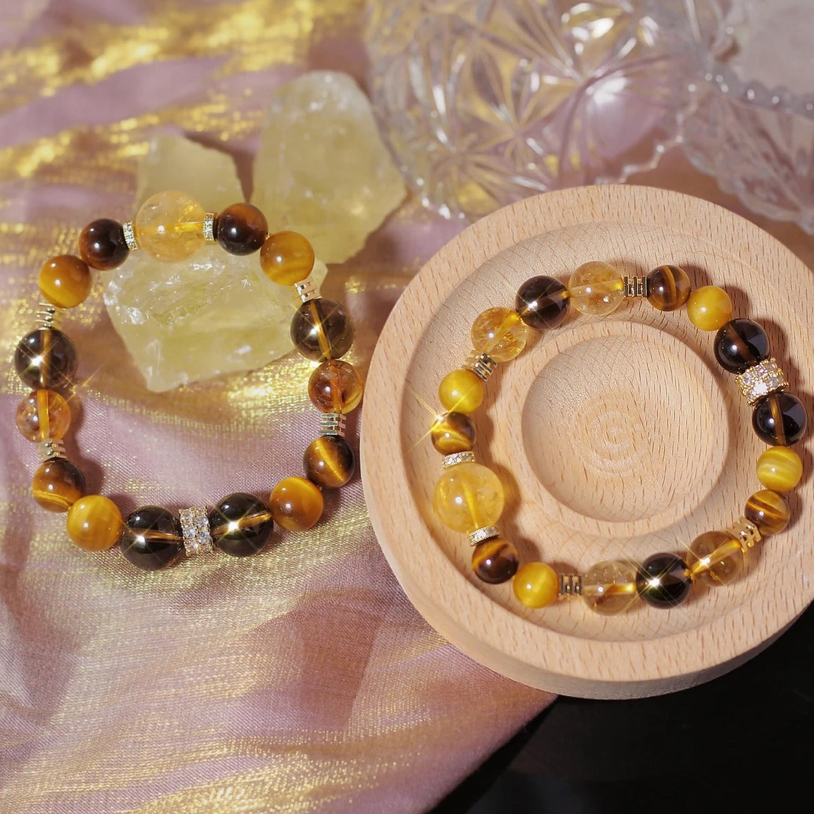 Golden Wealth Bracelet — A luxurious Feng Shui bracelet handcrafted with Tiger’s Eye and Citrine gemstones, symbolizing abundance, confidence, and success. Perfect for attracting prosperity and positive energy.