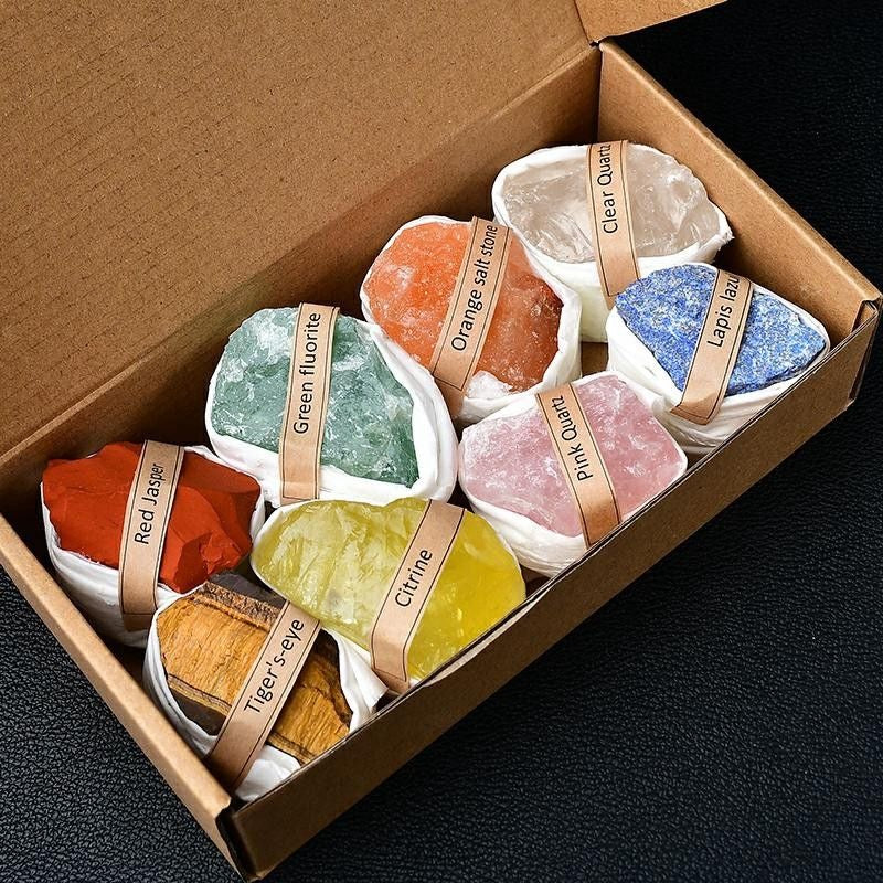 8-Piece Set:
Perfect for meditation beginners! Curated basics like Clear Quartz (energy amplifier) and Rose Quartz (love vibes).